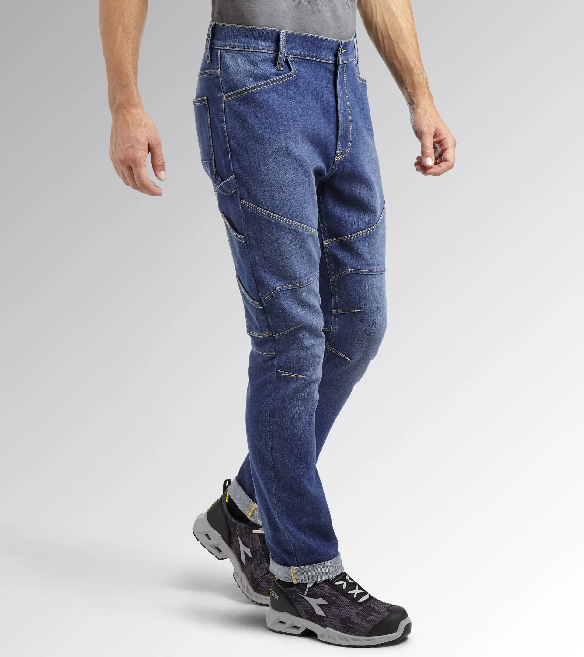 Diadora-Pantalone-STONE-ERGO-STRETCH-702.179829-indosso